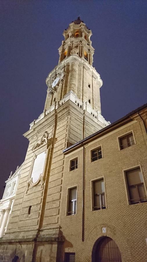 Dean Dos Catedrales Apartment Zaragoza Exterior photo