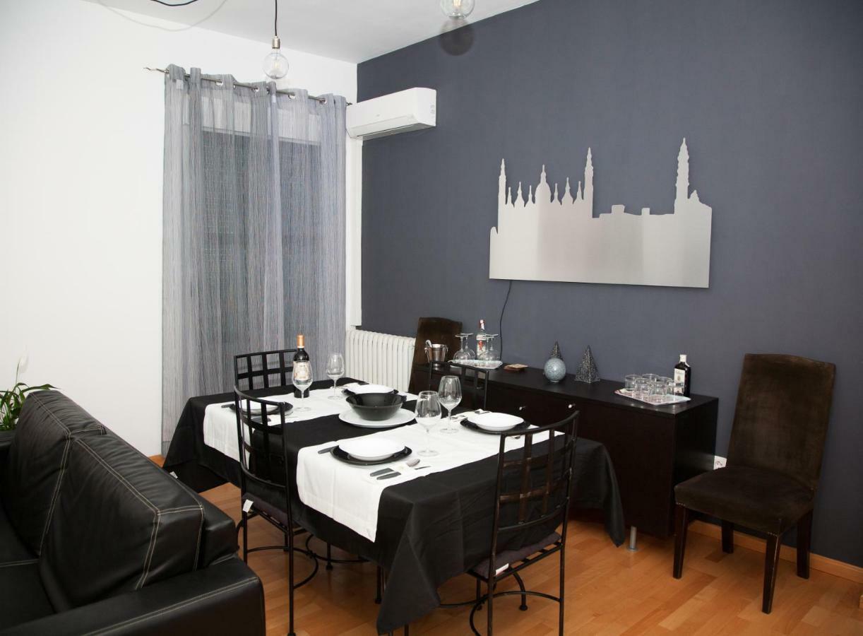 Dean Dos Catedrales Apartment Zaragoza Exterior photo