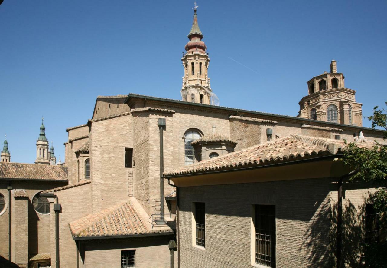 Dean Dos Catedrales Apartment Zaragoza Exterior photo